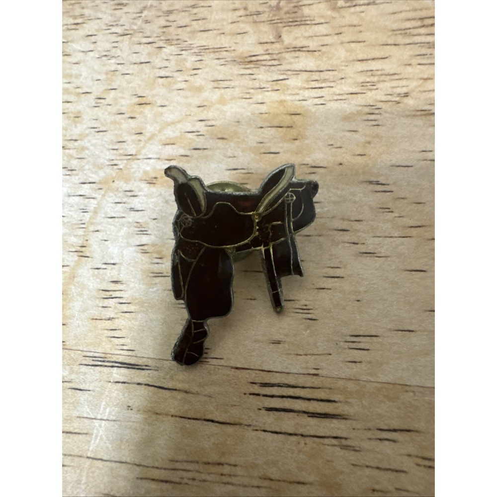Vintage Horse Saddle Southwestern Enamel Hat Bag Lapel Pin
